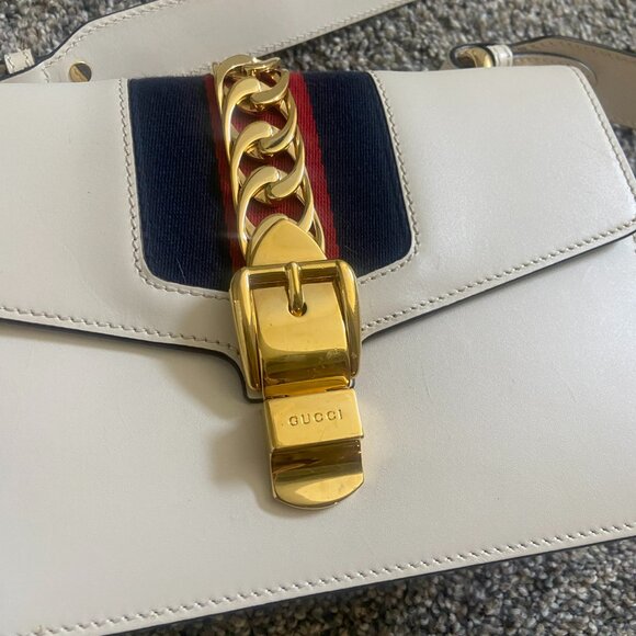 Authentic Gucci Sylvie Small Shoulder Bag Leather Red White Blue Stripe - Picture 2 of 6